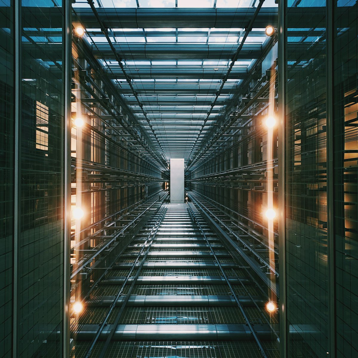On-Page SEO vs Off-Page SEO: What Every Business Owner Should Know